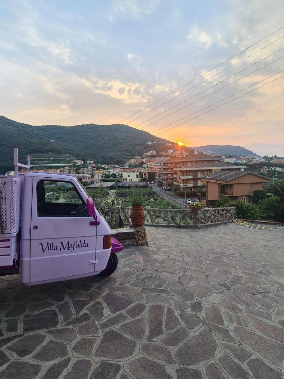 Villa Mafalda Pietra Ligure Esterno foto